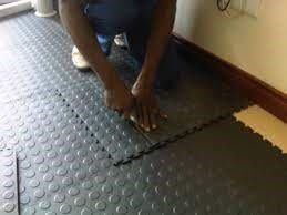rubber-floor-tile