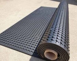 rolled-bakkie-rubber-flooring