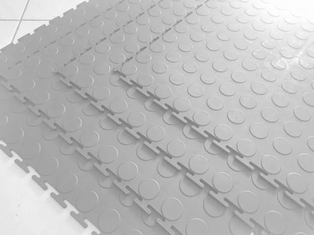 Pvc Interlocking Tiles - Image 3